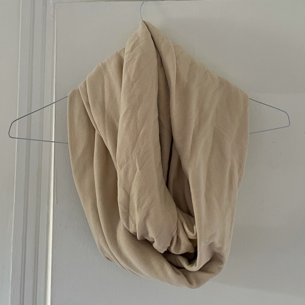 AA circle scarf